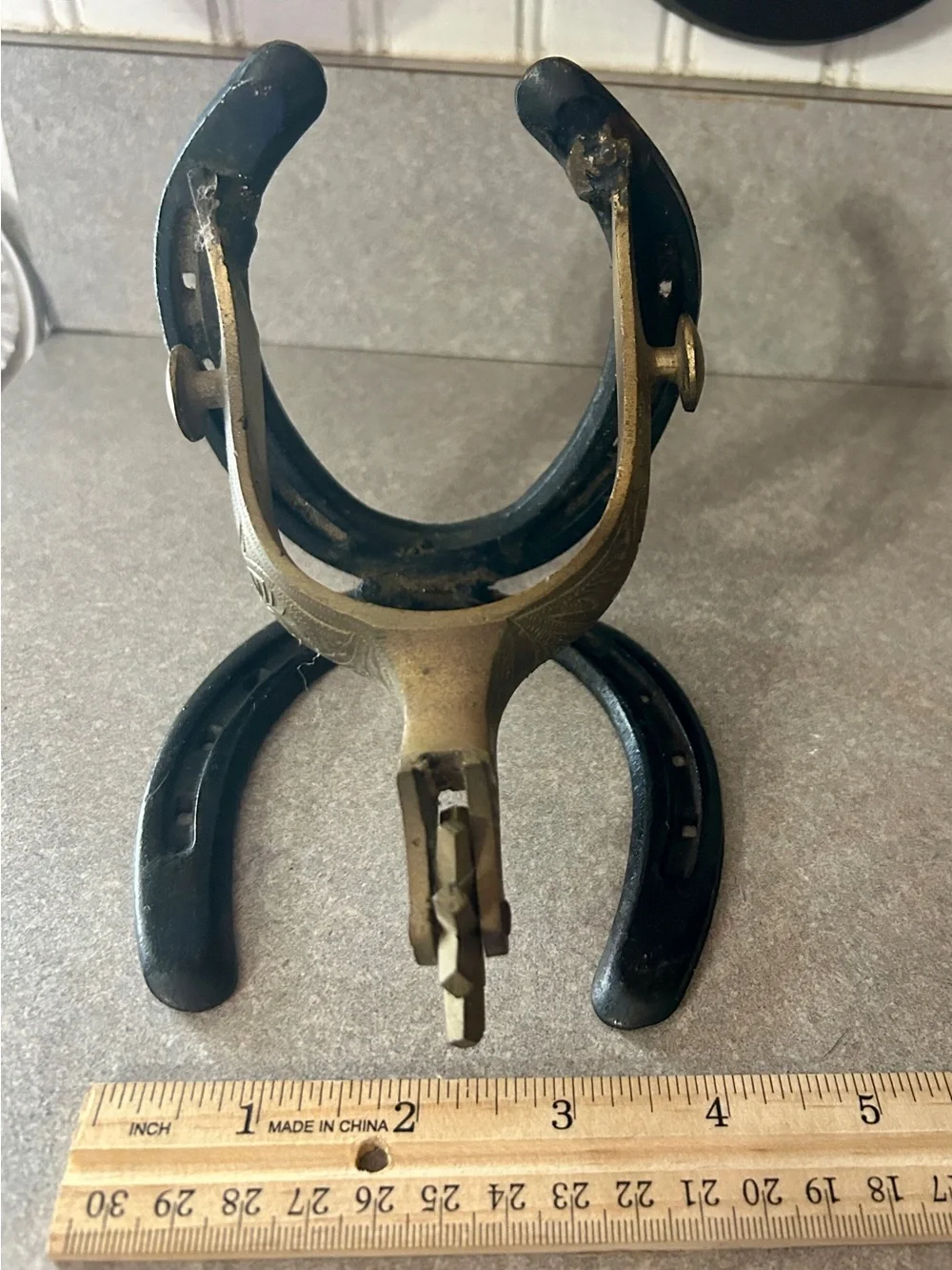 Cast Iron Horseshoe and Brass Spur Decorative Bookends - Black and Gold